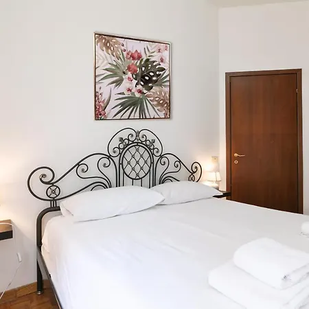 Primopiano - Pellegrino Rossi A Appartement